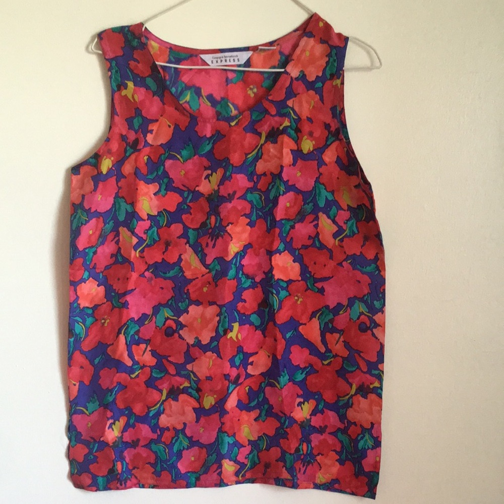 NWOT Beautiful Express 100% Silk Shell